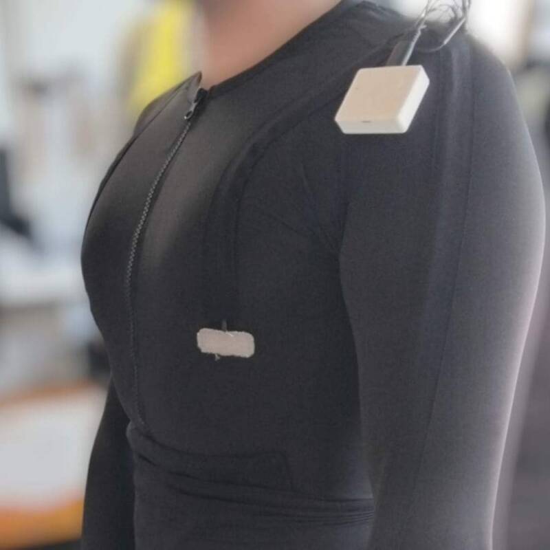 Desarrollaron una prenda inteligente para tratar el dolor de espalda