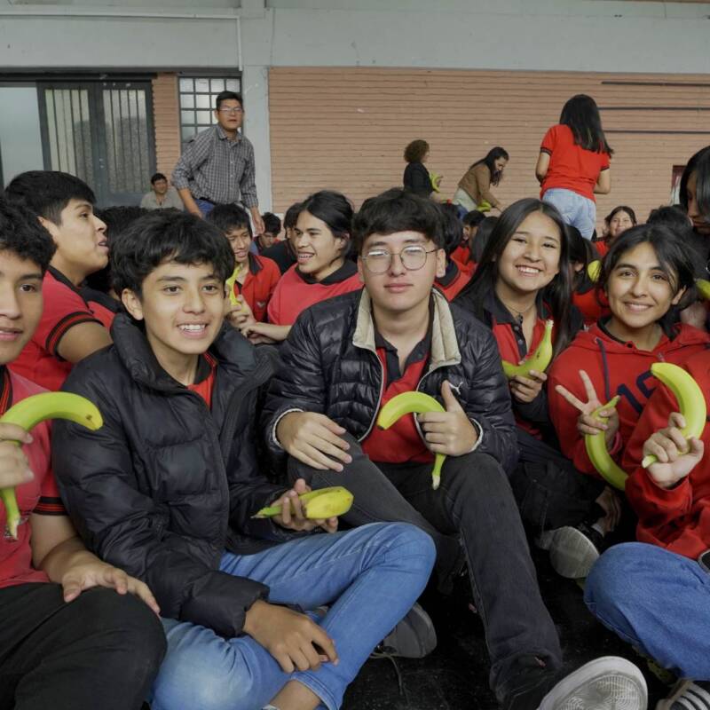 Fruteá Tu Escuela: Vuelve el concurso que llena de frutas las aulas argentinas