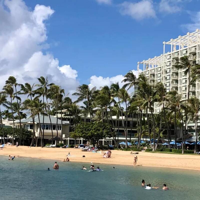 Hawaii aumentará los impuestos a turistas para financiar la lucha contra el cambio climático