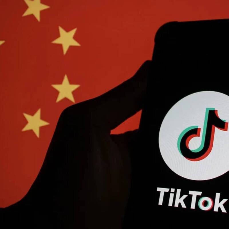 La Unión Europea multó a TikTok por transferir datos de usuarios europeos a China