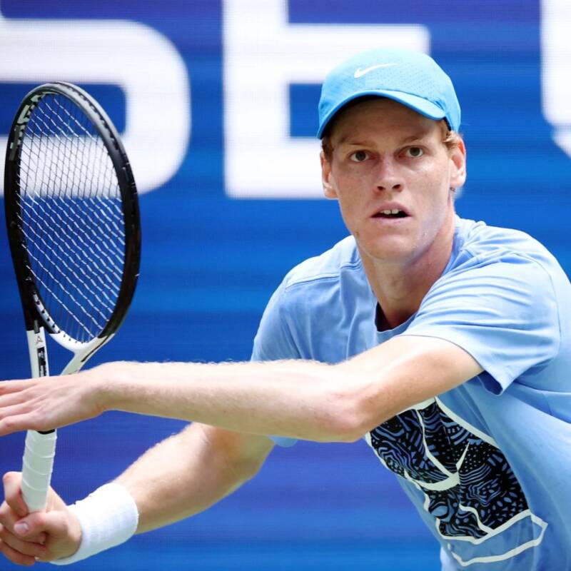 Piden una sanción de hasta dos años para Jannik Sinner