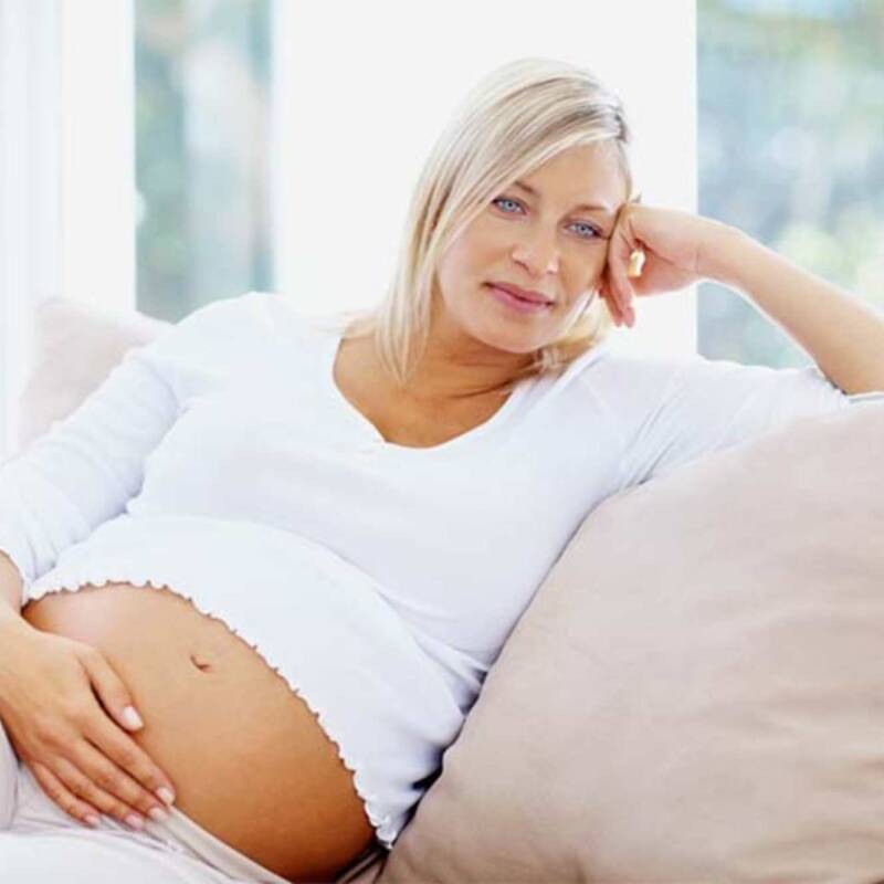 Por primera vez hay más madres primerizas mayores de 40 años que adolescentes