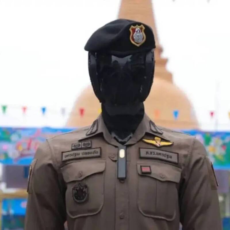 Tailandia despliega robots policiales con IA