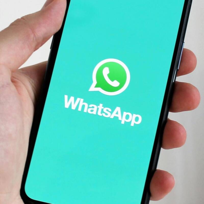 WhatsApp incorpora anuncios y suscripciones