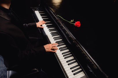 OSCU Deleita con "DESAPARECIÓ", una Emotiva Balada